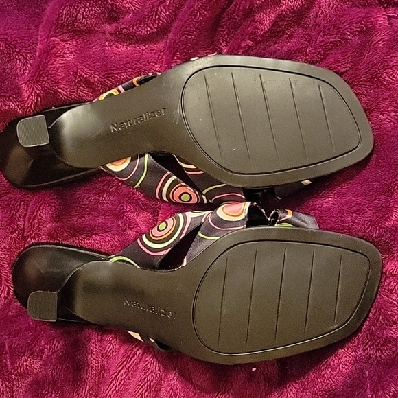New Naturalizer Sandals Size 10 - Picture 4 of 5